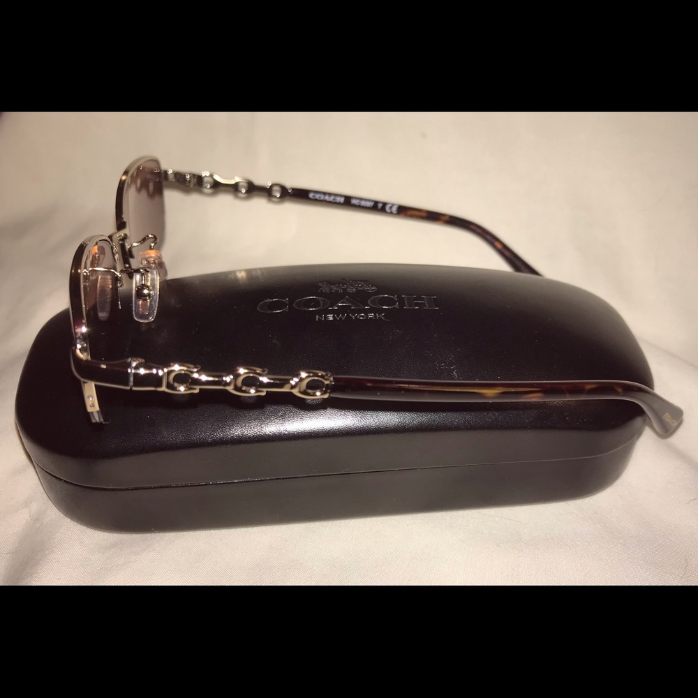 Coach Like New Oval Sunglasses HC5097 - Picture 3 of 11